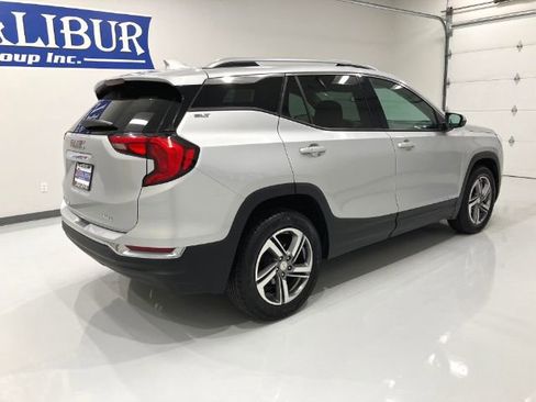 Used 2020 GMC Terrain SLT image 18
