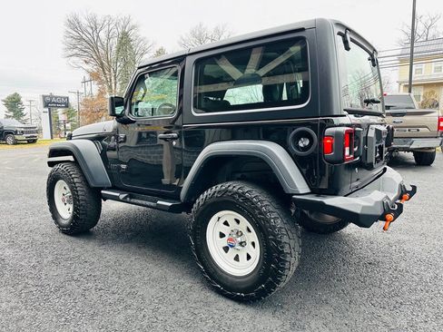 Used 2023 Jeep Wrangler Sport image 5