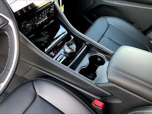 New 2025 Jeep Grand Cherokee Limited w/ Luxury Tech Group II image 10