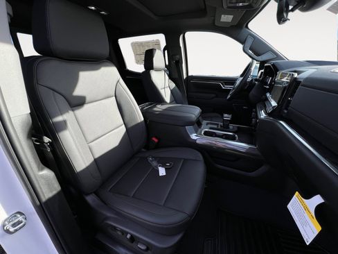 New 2025 Chevrolet Silverado 1500 LTZ w/ LTZ Premium Package image 19