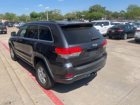 Used 2014 Jeep Grand Cherokee Laredo w/ Security & Convenience Group image 2