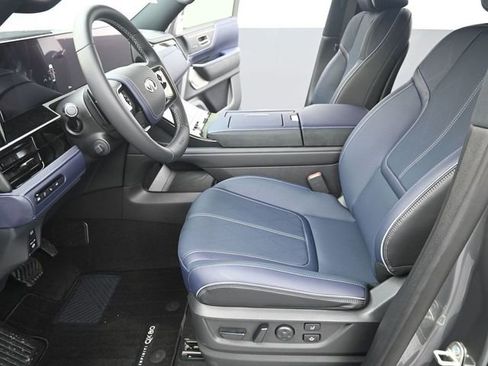 New 2026 INFINITI QX80 4WD image 13