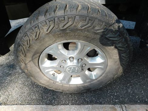 Used 2021 RAM 2500 Big Horn w/ Level 1 Equipment Group AWD/4WD image 7