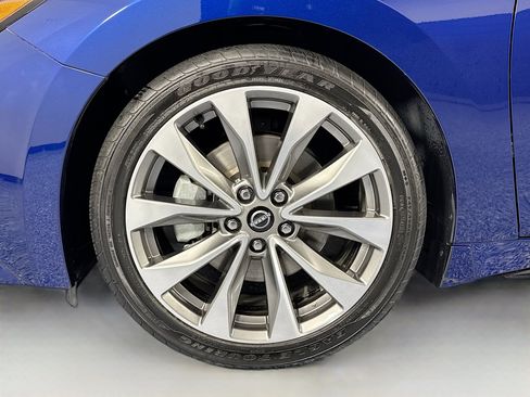 Used 2023 Nissan Maxima Platinum w/ Sport Mat Group image 32