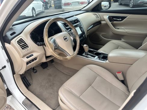 Used 2014 Nissan Altima 3.5 SL w/ Technology Package image 5