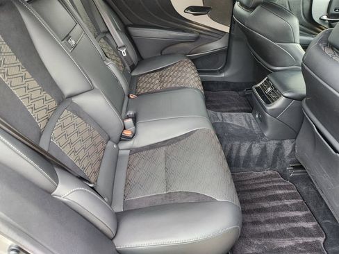 Used 2019 Lexus LS 500 F Sport w/ Accessory Package (Z2) RWD image 32