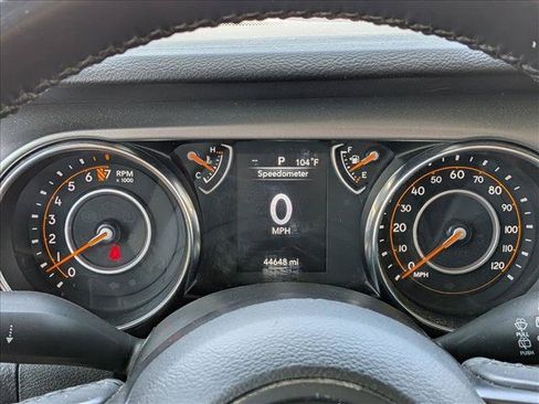 Used 2022 Jeep Wrangler Sport AWD/4WD image 7