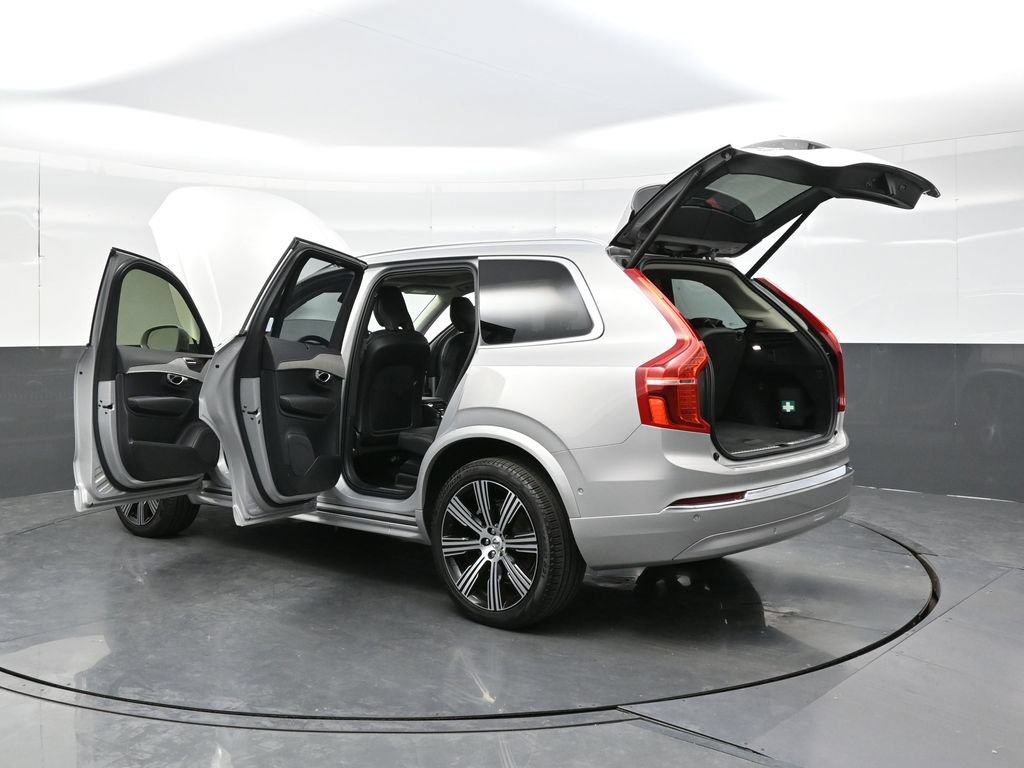 Used 2025 Volvo XC90 T8 Ultra w/ Protection Package Premier AWD/4WD image 46
