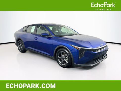 Used 2025 Kia K4 FWD image 1