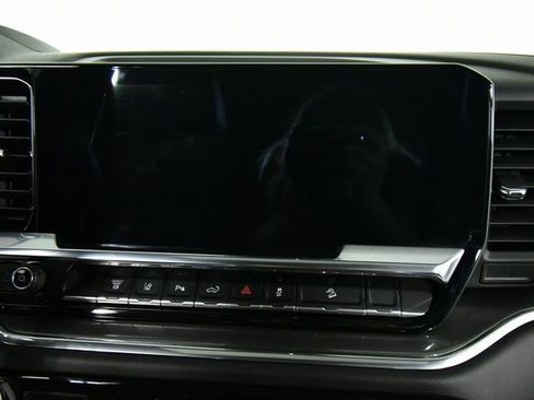 Used 2024 Chevrolet Silverado 2500 High Country w/ Technology Package image 4