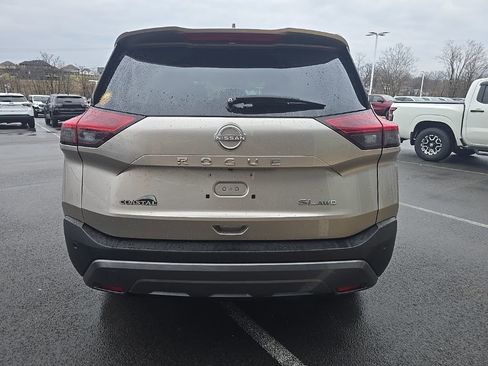 Used 2023 Nissan Rogue SL w/ SL Premium Package image 5