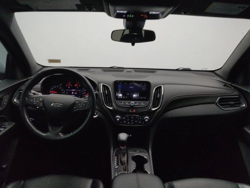 Used 2022 Chevrolet Equinox RS w/ RS Leather Package image 22