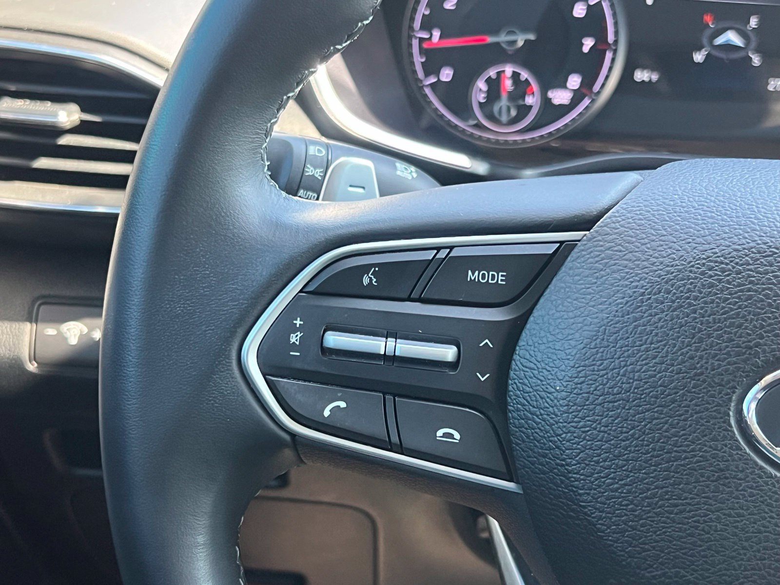 Certified 2023 Hyundai Santa Fe SEL FWD image 26