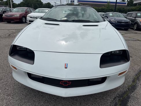 Used 1994 Chevrolet Camaro Z28 RWD image 10