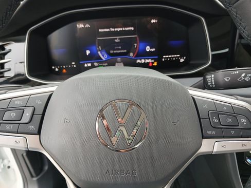 New 2026 Volkswagen Jetta SE FWD image 20