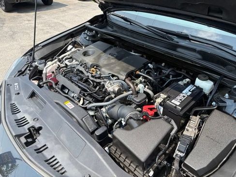 Used 2021 Toyota Camry SE FWD image 10