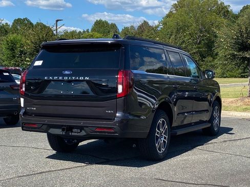 New 2025 Ford Expedition Max Active image 4