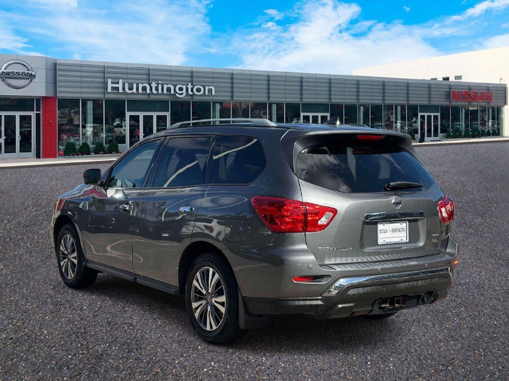 Used 2020 Nissan Pathfinder SL w/ Cargo Package AWD/4WD image 6