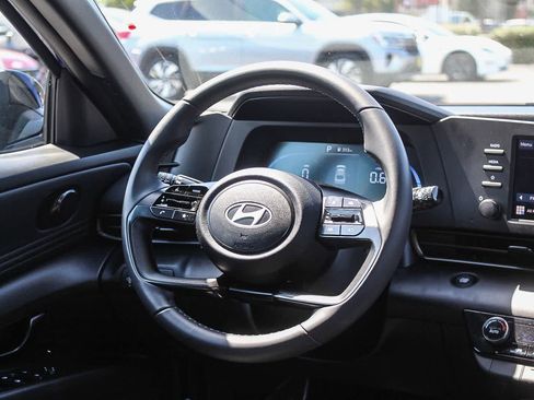 Certified 2025 Hyundai Elantra Sport FWD image 19