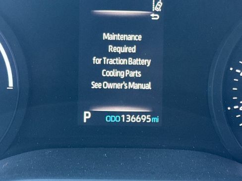 Used 2021 Toyota Sienna XLE w/ XLE Plus Package image 3