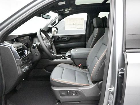 New 2026 GMC Yukon XL AT4 w/ AT4 Premium Plus Package AWD/4WD image 15