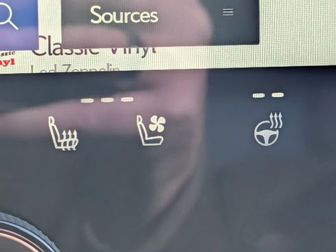 New 2026 Lexus TX 500h AWD image 25