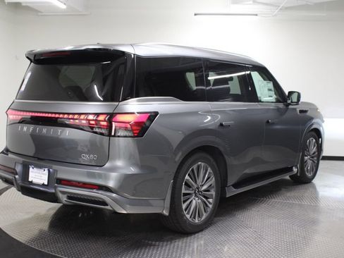 New 2026 INFINITI QX80 Luxe RWD image 6
