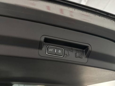 New 2026 Ford Explorer Platinum image 35