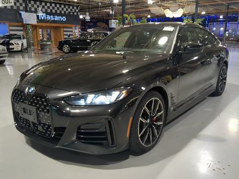 Certified 2026 BMW 430i xDrive w/ M Sport Package AWD/4WD image 1