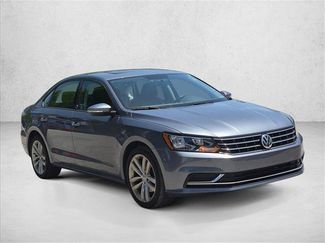 Used 2019 Volkswagen Passat 2.0T Wolfsburg w/ Wheels & Sunroof Package FWD video 3