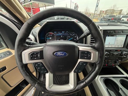 Used 2017 Ford F250 Lariat w/ Lariat Value Package image 13