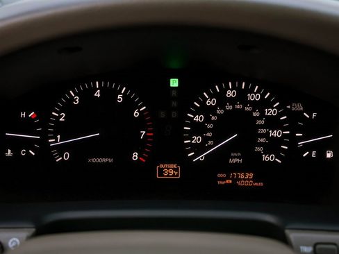 Used 2005 Lexus LS 430 image 12