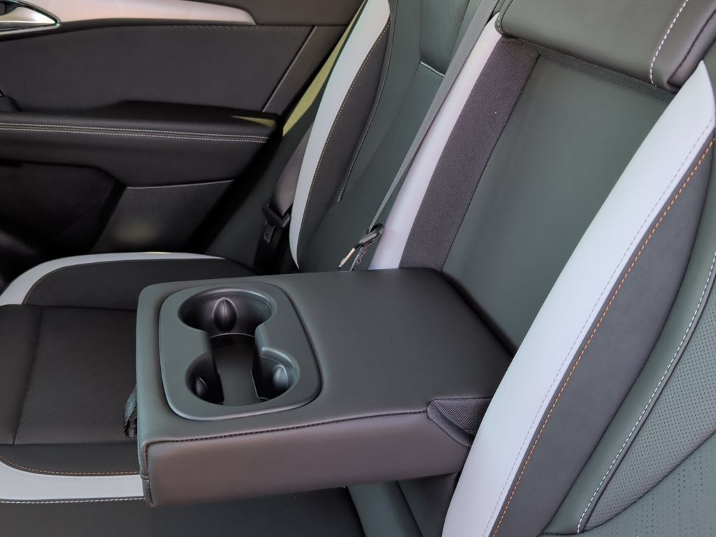 New 2026 Buick Envision Sport Touring AWD/4WD image 38