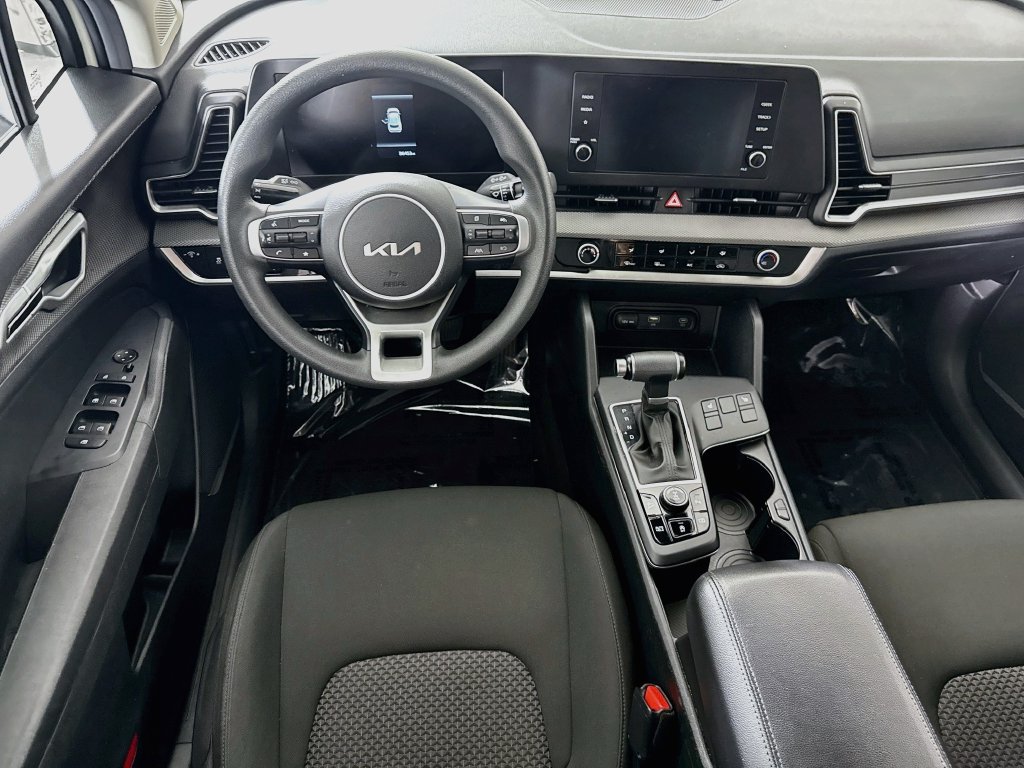 Used 2023 Kia Sportage LX AWD/4WD image 4