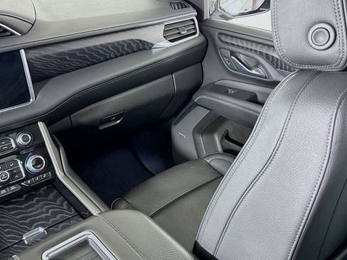Used 2024 GMC Yukon Denali image 24