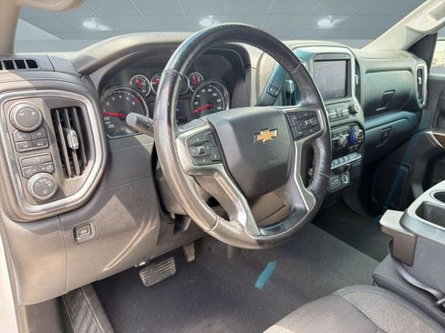 Used 2019 Chevrolet Silverado 1500 LT w/ All-Star Edition AWD/4WD image 4