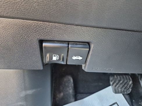 Used 2021 Nissan Kicks SV FWD image 20