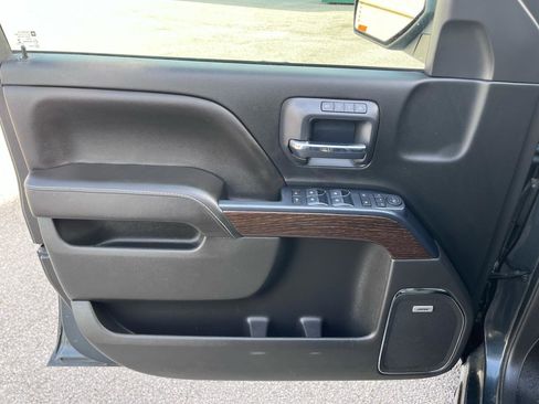 Used 2018 GMC Sierra 1500 Denali w/ Denali Ultimate Package image 22