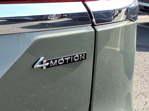 New 2026 Volkswagen Atlas SE image 10