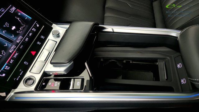 Used 2024 Audi Q8 e-tron Prestige w/ Prestige Package AWD/4WD image 74