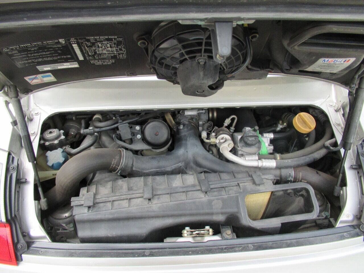 Used 2001 Porsche 911 Turbo AWD/4WD image 18