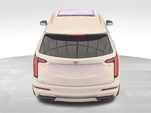 Used 2024 Cadillac XT6 Premium Luxury AWD/4WD image 8