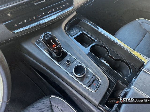 Used 2023 Cadillac Escalade Sport AWD/4WD image 21