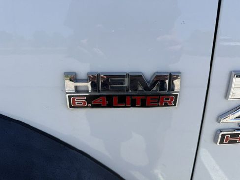 Used 2017 RAM 4500 4x4 Crew Cab DRW image 16