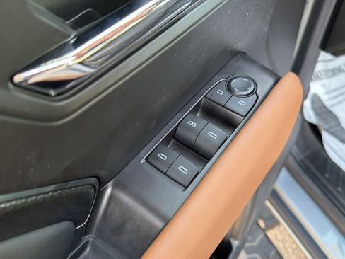 Used 2024 GMC Canyon AT4 w/ Technology Package image 24