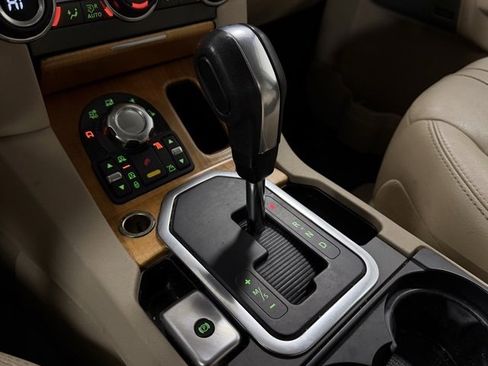 Used 2013 Land Rover LR4 HSE image 19