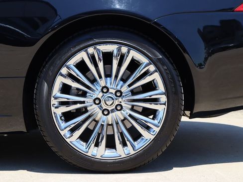 Used 2011 Jaguar XK Coupe image 46