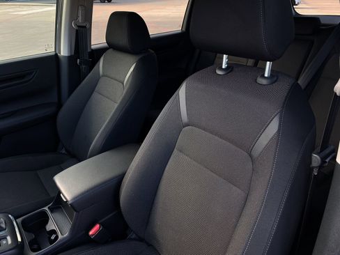 Used 2025 Honda CR-V EX image 12