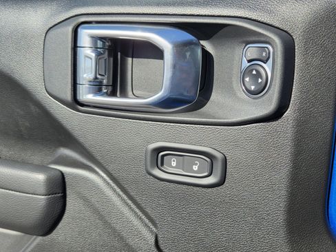 New 2026 Jeep Wrangler Unlimited Sport image 15