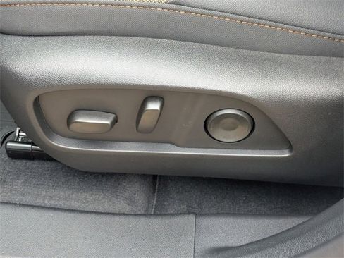 New 2026 Chevrolet Equinox ACTIV image 11